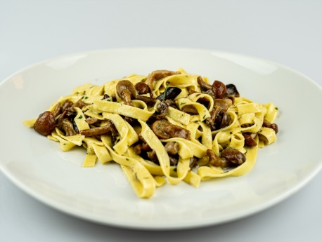 tagliatelle-ai-funghi-chiodini 